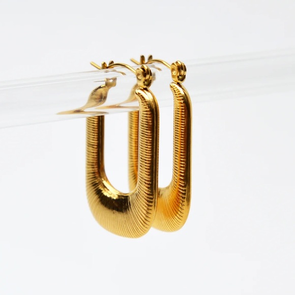 18K Gold Plated Large Hoop Earrings*Rectangular Hoops*Gold Waterproof Jewelry - Picture 5 of 8